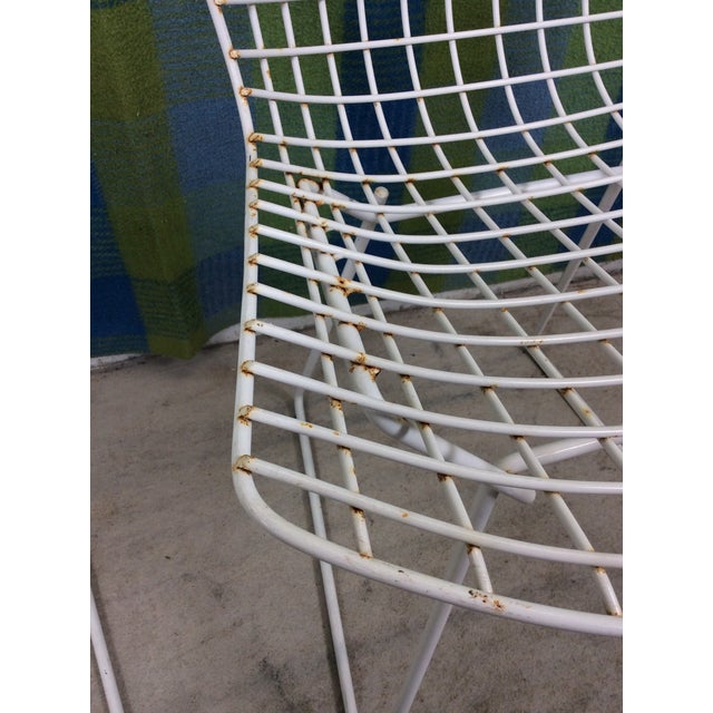 Set of 6 White Metal Indoor / Outdoor Chairs by Harry Bertoia for Knoll For Sale - Image 9 of 18