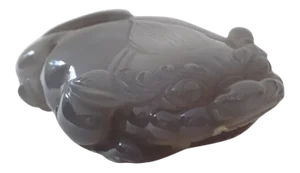 Mid 20th Century Chinese Carved Agate Frog