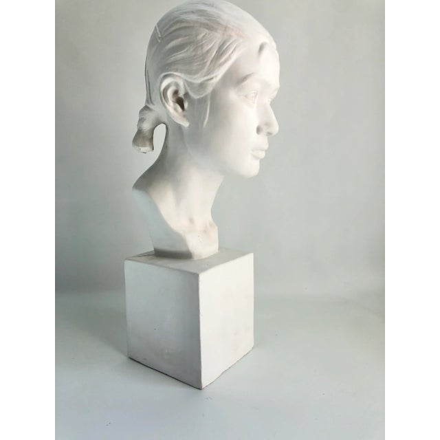 White 1960s Large Vintage Plaster Female Bust Sculpture For Sale - Image 8 of 9