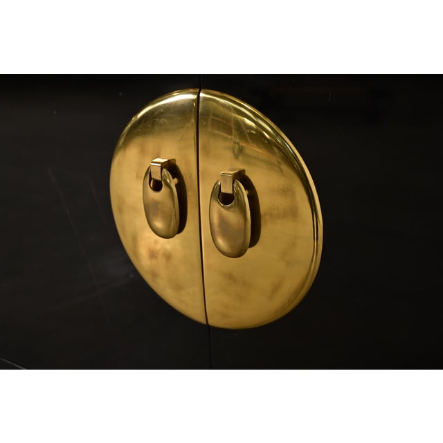 Wood Mastercraft Mid-Century Hollywood Regency Black Lacquer and Brass Bar Cabinet, 1970s For Sale - Image 7 of 12