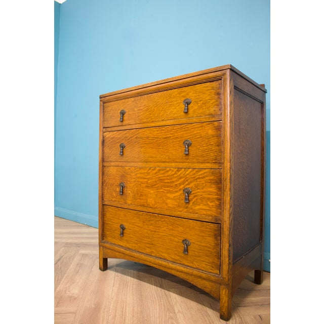 Antique Vintage Edwardian Arts and Crafts Chest of Drawers in Oak, 1900s For Sale - Image 5 of 8