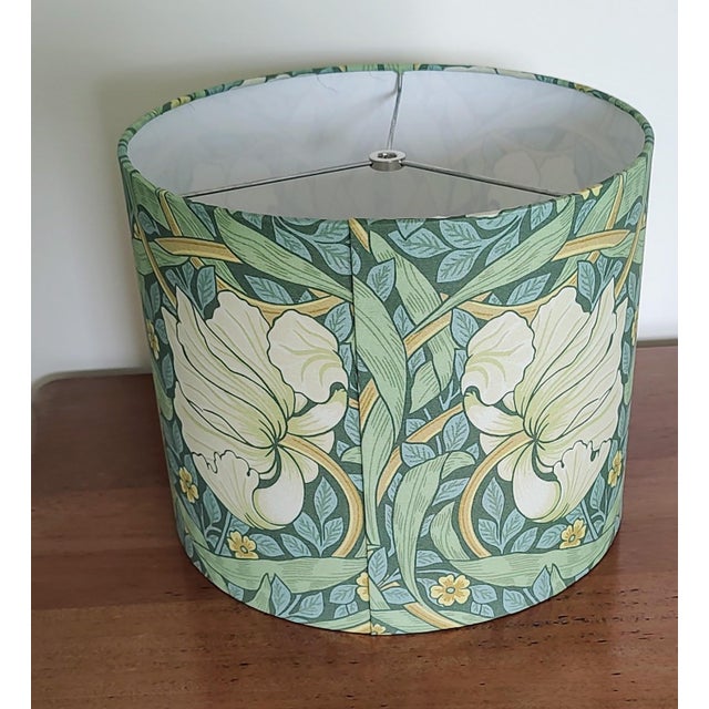 Traditional Handmade William Morris Pimpernel Lampshade For Sale - Image 3 of 5
