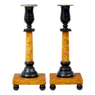 19th Century Swedish Karl Johan Masur Birch Candlesticks, 1830s, Set of 2 For Sale