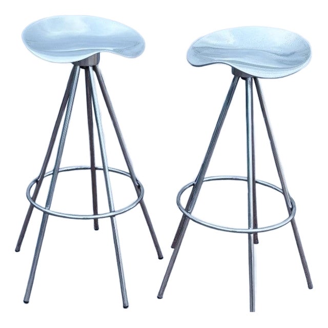 Jamaica Stools in Aluminium and Chrome by Pepe Coates for Amat, Set of 2 For Sale