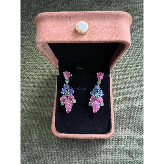 2020s Bochic “Orient” Emerald, Ruby & Multi Sapphire Earrings Set 18K Gold&Silver, 2 pieces For Sale - Image 5 of 10