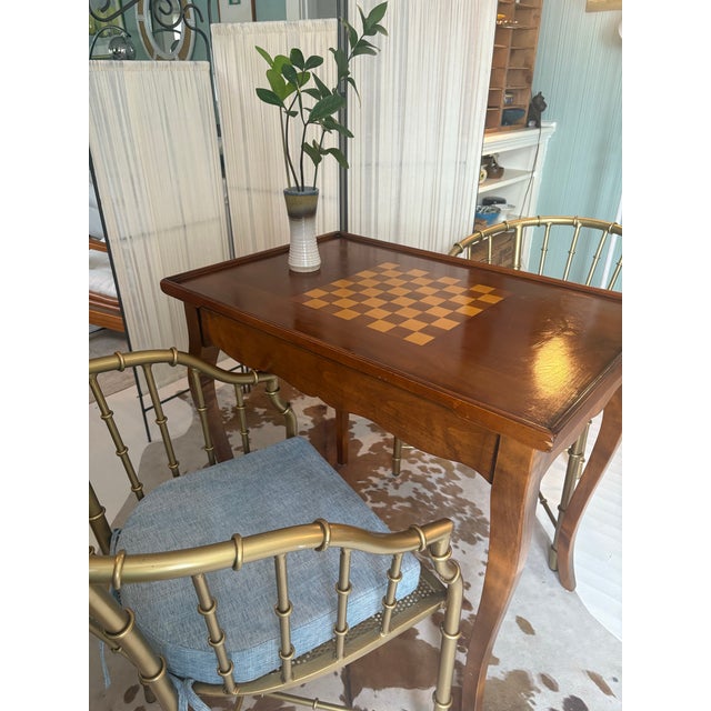 This fabulous interchangeable game table can be used for Chess , Backgammon and Checkers. The removable top is the chess...