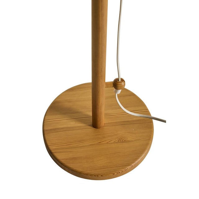 Mid-Century Modern Vintage Lystella Floor Lamps in Pine by Yngve Ekström, 1970s, Set of 2 For Sale - Image 3 of 6