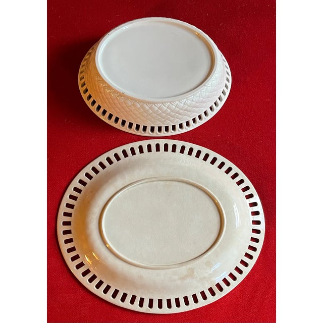 Antique 19th Century Wedgwood Creamware Chestnut Basket & Platter For Sale In New York - Image 6 of 8