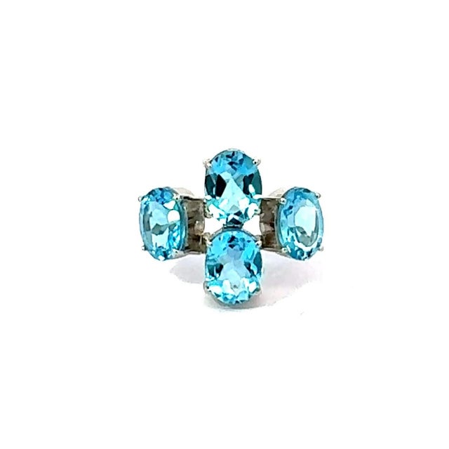 Modern 925 Sterling Silver Ring With Sparkling 9.59 CTW Blue Topaz 4 Stone in Prong Set - Size 7.5 For Sale - Image 3 of 13