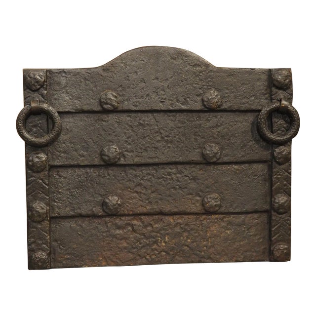 19th Century Cast Iron Medieval Style Fireback With Horizontal Lapping and Rings For Sale