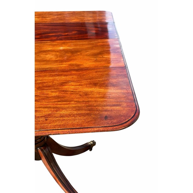 Antique Federal Mahogany Double Pedestal Tilting Banquet Table With Two Leaves For Sale - Image 9 of 12