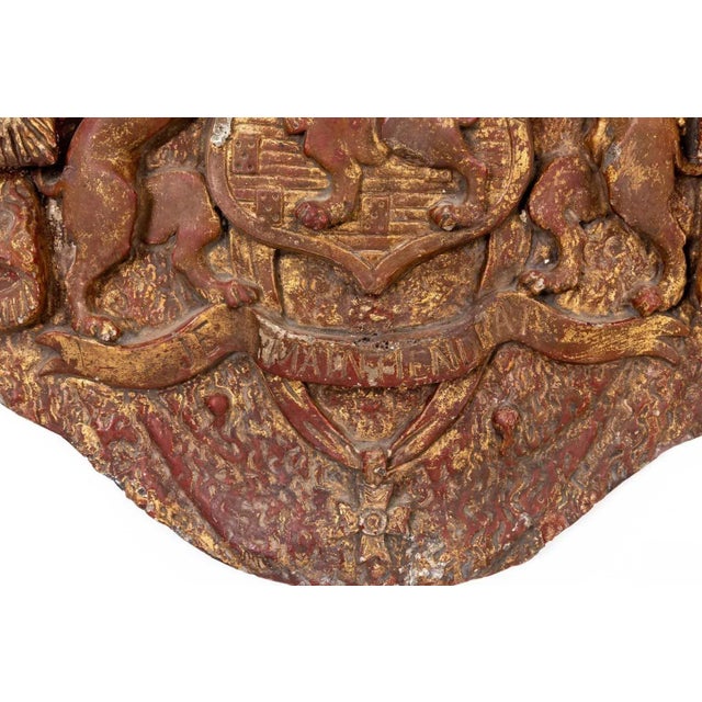 English Heraldic Plaque With Lions, Early 20th Century For Sale - Image 10 of 11