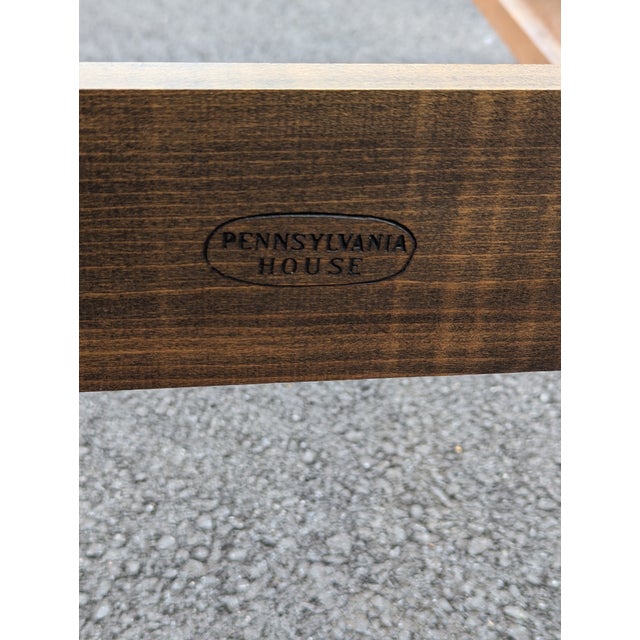 American Vintage Pennsylvania House Queen Size Colonial Style Cannonball Poster Bedframe For Sale - Image 3 of 8