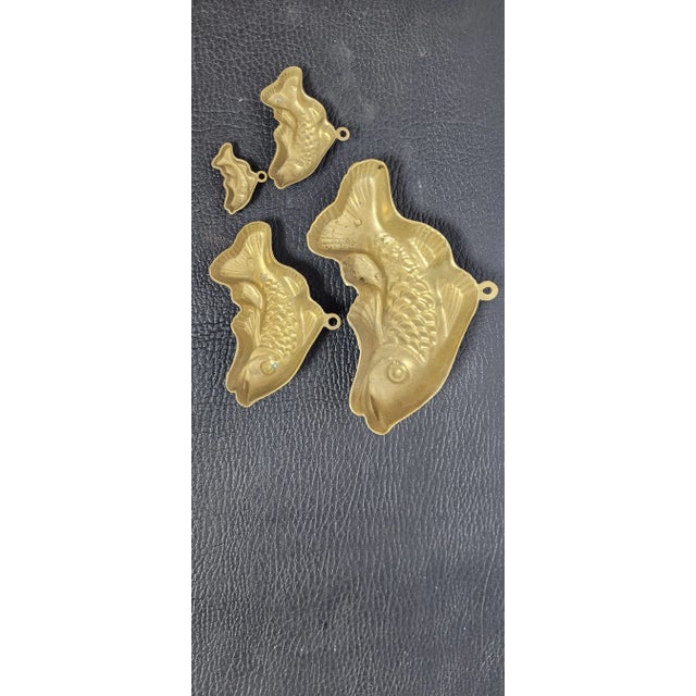 1970s Vintage Brass Fish Mold Wall Hanging- Set of 4 For Sale - Image 6 of 6