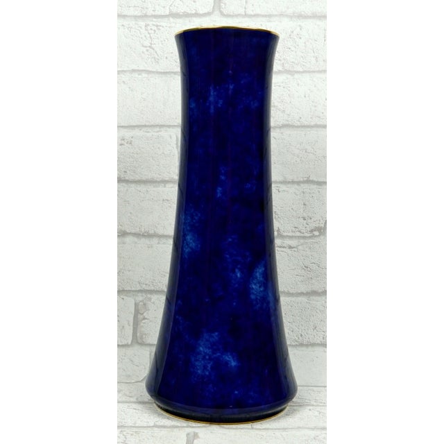 Manufacture de Sevres Manufacture Nationale De Sèvres – Large Porcelain Vase With an Agate-Blue Ground – Dated 1904 For Sale - Image 4 of 9