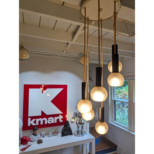 1960s Mid Century Modern Cascading Chandelier For Sale In Chicago - Image 6 of 9