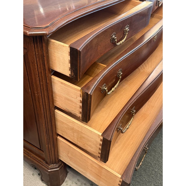 Davis Cabinet Company Mahogany Chest of Drawers For Sale - Image 10 of 12