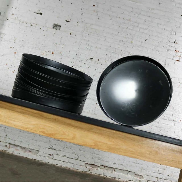 Black 1970s Mid Century Modern Trays Round Black Plastic Splatter Platters by Sabe’s - 12 pcs For Sale - Image 8 of 11