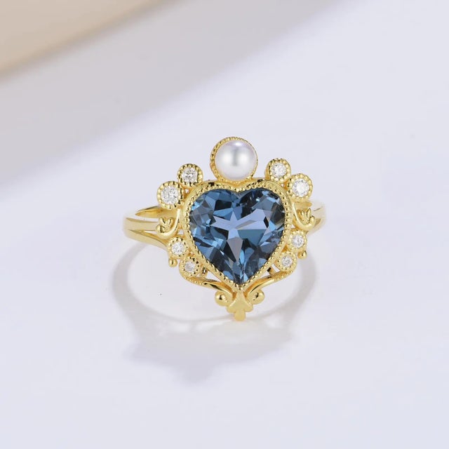 Contemporary Kai "On My Heart" London Blue Topaz Diamond Pearl Cocktail Ring, size 10 For Sale - Image 3 of 12