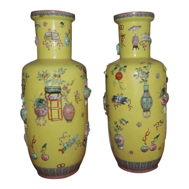 Large 19th Century Chinese Porcelain Yellow Rouleau Vases in Famille Jaune Glaze - a Pair For Sale