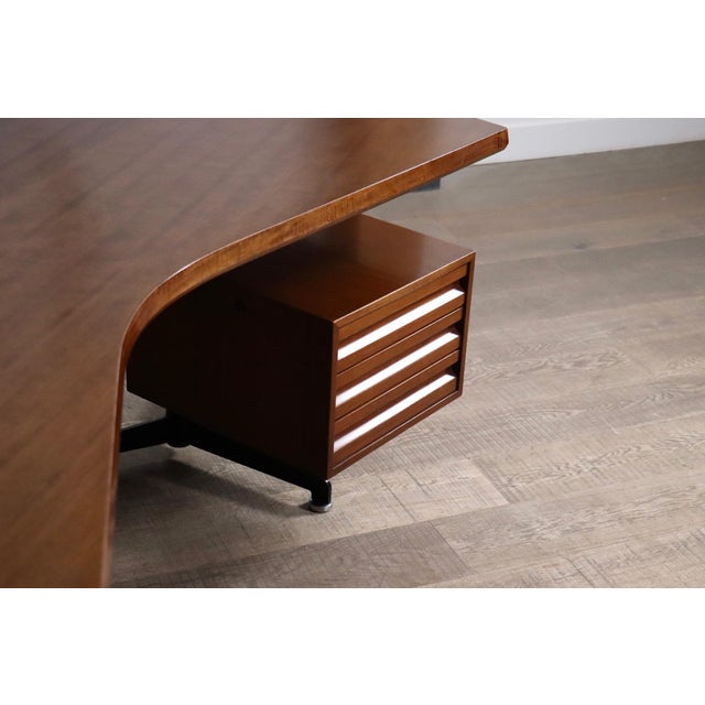 Wood T96 Boomerang Desk by Osvaldo Borsani for Tecno, Italy, 1956 For Sale - Image 7 of 17