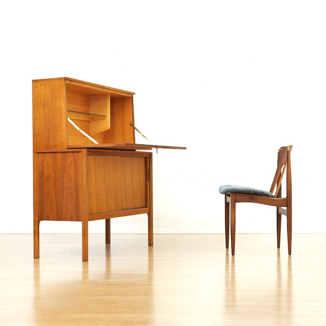 1960s Mid Century Teak Secretary Desk by Gordon Russell For Sale In Los Angeles - Image 6 of 15
