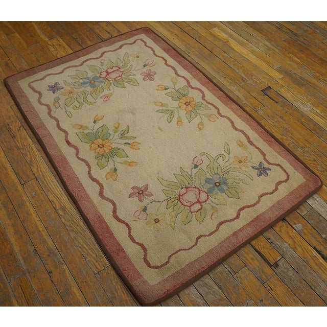 1920s Ivory Floral Folk Art Antique American Hooked Rug 2' 7'' X4' 0'' Handknotted Wool Carpet For Sale - Image 4 of 6