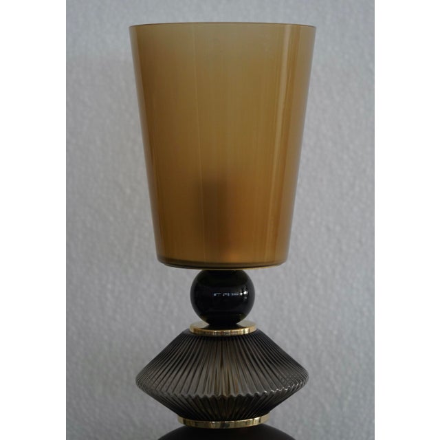 Mid-Century Modern Mid-Century Round Dove Gray and Smoky Murano Art Glass and Brass Table Lamp, 2000 For Sale - Image 3 of 10