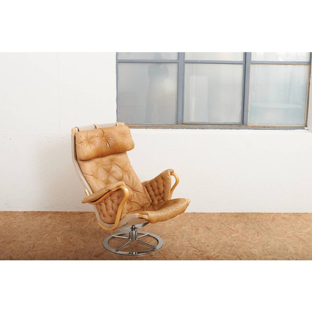 Vintage Lounge Chair in Leather by Bruno Mathsson for Dux, 1967 For Sale - Image 10 of 11