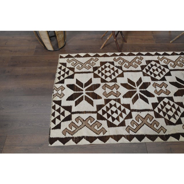 1970s Vintage Turkish Oushak Handmade Wool Cotton Beige Runner Rug For Sale - Image 11 of 11