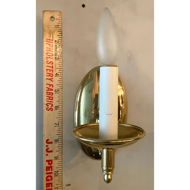 Vintage Simple Colonial Style Solid Brass Wall Sconce One Light Arm For Sale In Pittsburgh - Image 6 of 6
