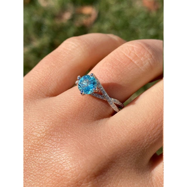 Silver The El Cajon: Pariaba Engagement Ring in Platinum For Sale - Image 8 of 9