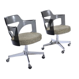 Pair Vintage 1970s Chromcraft Style Space Age Acrylic Chairs on Casters For Sale