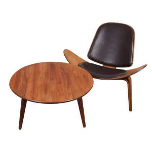 Shell Chairs with Table by Hans J. Wegner for Carl Hansen, 2006, Set of 2