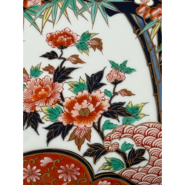 Vintage Japanese Imari Scalloped Plate For Sale - Image 9 of 12