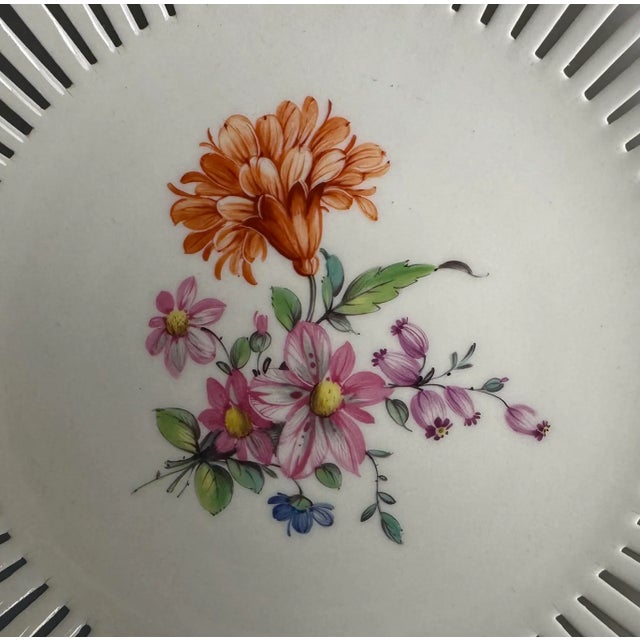 Traditional 1950s KPM Christmas Reticulated Bowl With Hand Painted Central Floral Patterns For Sale - Image 3 of 7