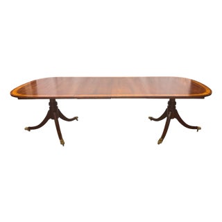 Vintage Traditional Federal Style Mahogany & Satinwood Banded Extension Dining Table For Sale