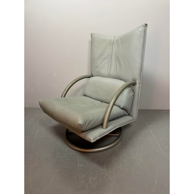 Animal Skin Mid-Century Grey Leather Torino Swivel Lounge Chair by Rolf Benz, Germany, 1980s For Sale - Image 7 of 7