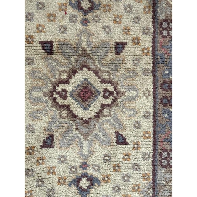Nice early 20th century small European rug with beautiful design of the early 20th century area, in style of art deco...
