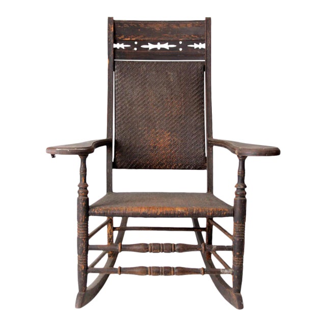 Antique American Rustic Rocking Chair For Sale