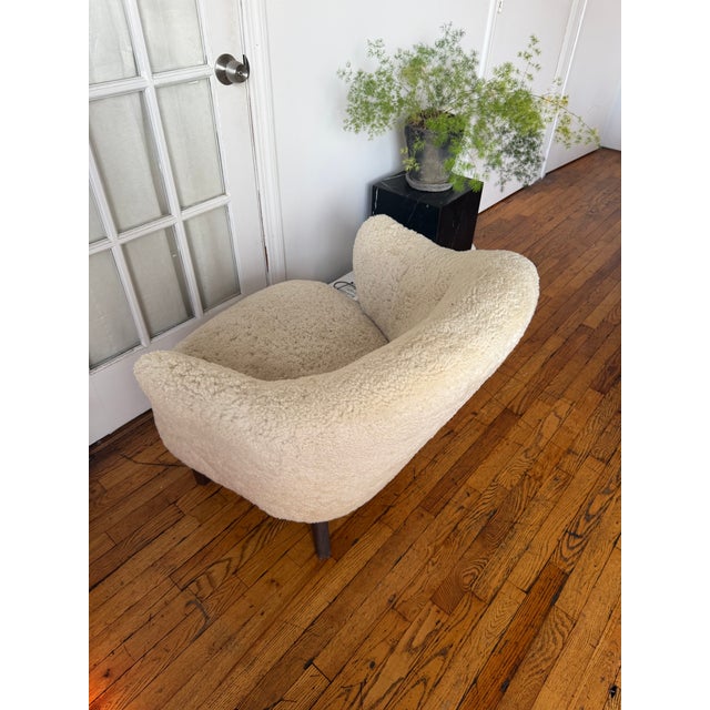 Ingeborg Lounge Chair in Skandilock Sheepskin by Flemming Lassen for Audo Copenhagen For Sale In New York - Image 6 of 7