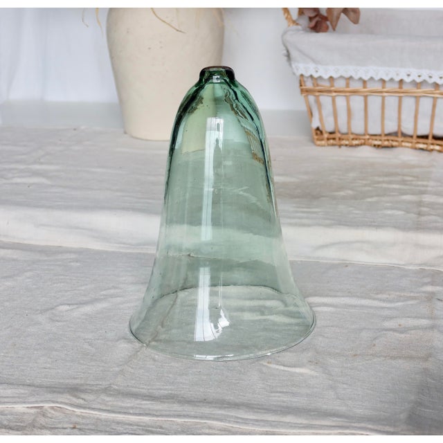 Beautiful blown glass market garden cloche with lovely irregularities and air bubbles that give it all its charm. Perfect...