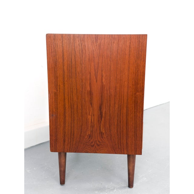 Purple Chest of Drawers in Teak by Carlo Jensen for Hundevad & Co., 1960s For Sale - Image 8 of 16