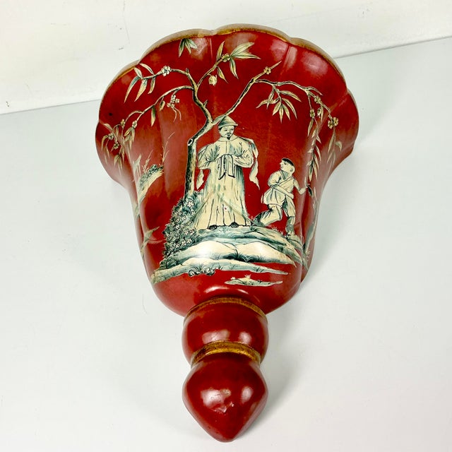1980s Vintage Chinoiserie Hollywood Regency Boho Chic Large Ceramic Wall Pocket, After Mottahedeh For Sale - Image 14 of 16