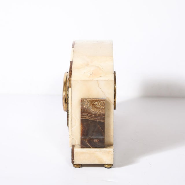 Cream Art Deco Mantlepiece Clock in Tessellated Ice Sugar & Cream Onyx W/ Gilt Bronze For Sale - Image 8 of 15