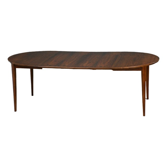 1960s Refinished Walnut 47” Round to Oval Dining Table For Sale