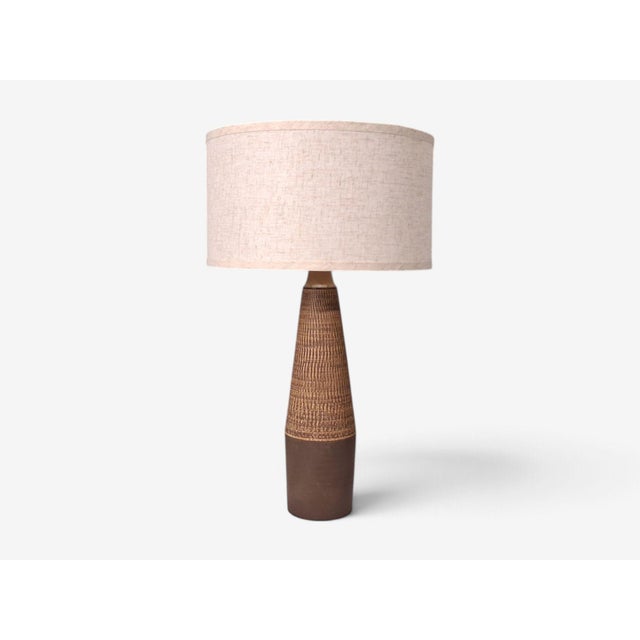 1960s Mid-Century Modern Hyllested Keramik, Large Rustic Table Lamp, Brown Stoneware For Sale - Image 4 of 11
