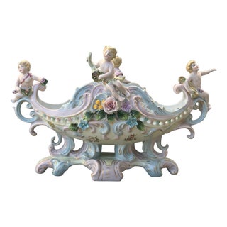 Late 19th Century Rococó Porcelain Figural Cherub Jardinière or Centerpiece Bowl by Meissen For Sale