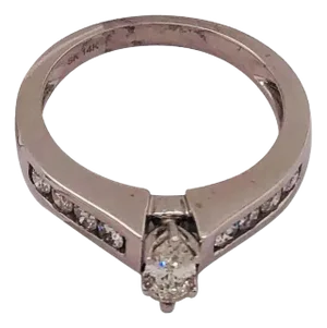 14 Karat White Gold Diamond Engagement Bridal Ring, Size 6.75