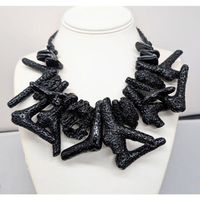Modern Vintage Signed Ugo Correani Italy Faux-Black Coral Collar Necklace For Sale - Image 3 of 9
